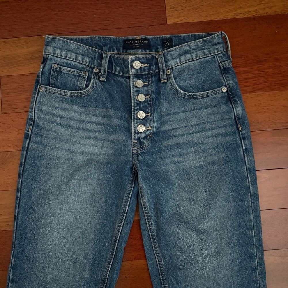 Lucky Brand Womens Boy Mid Rise Relaxed Jeans Size 2/ 26 Dark Wash - Picture 2 of 11
